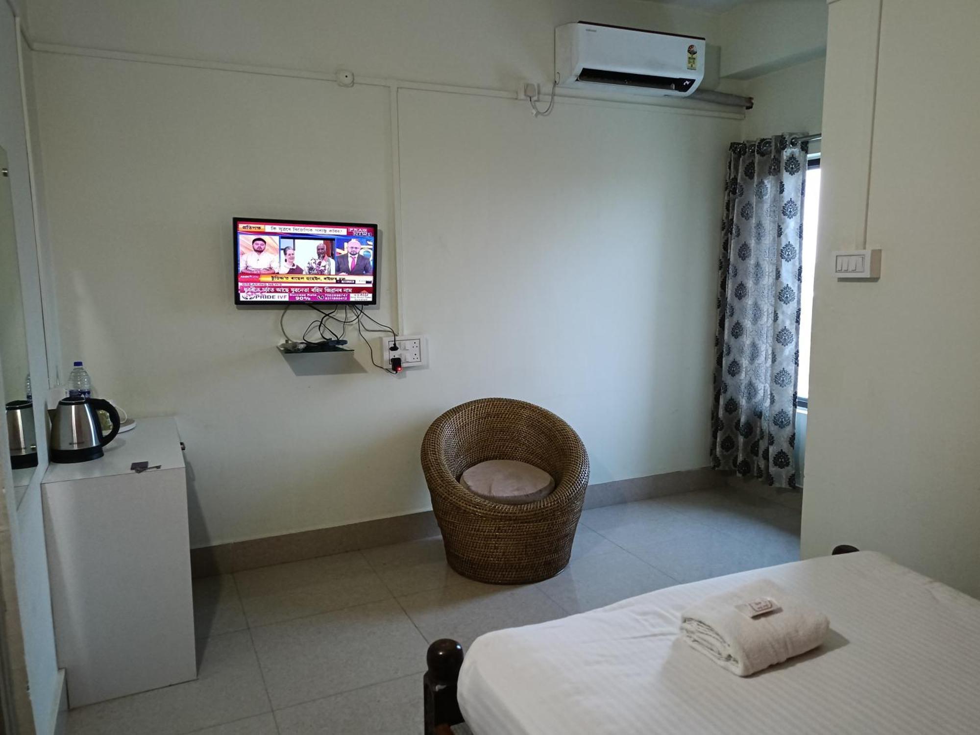 Hotel Bhargav Guwahati Eksteriør bilde
