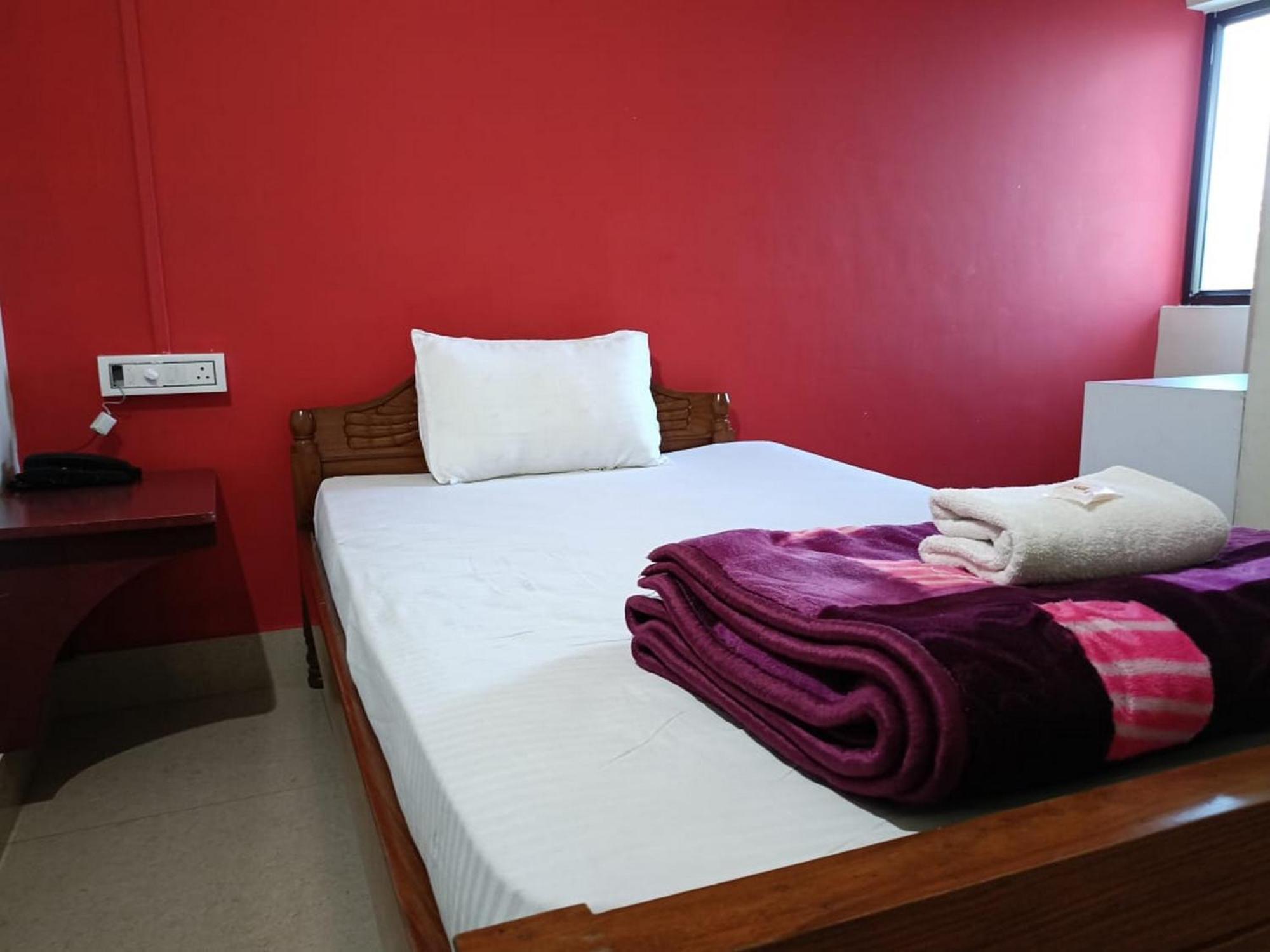 Hotel Bhargav Guwahati Eksteriør bilde