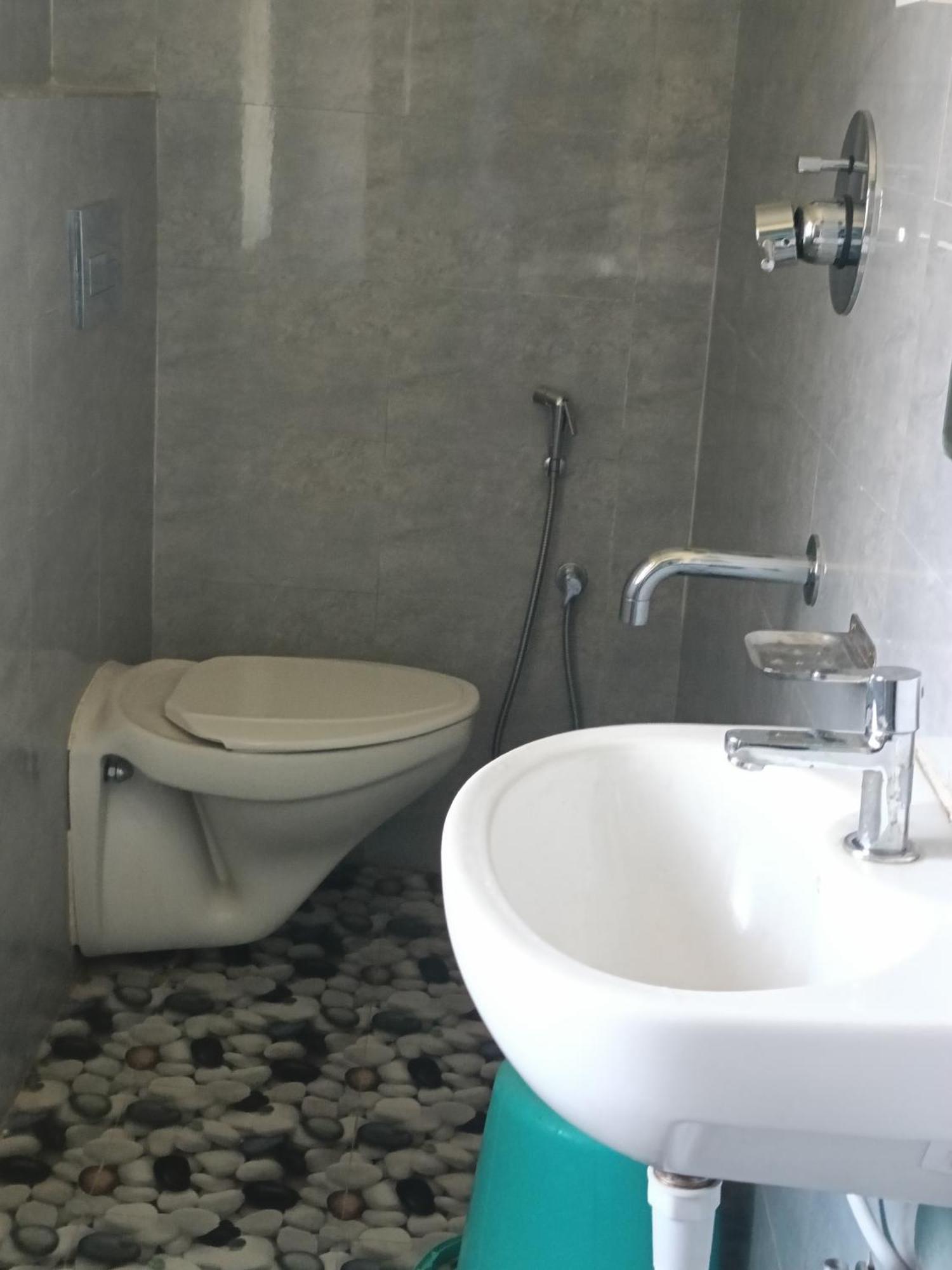 Hotel Bhargav Guwahati Eksteriør bilde